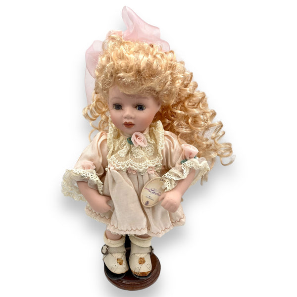 Geppeddo "Jill" Little Ladies Porcelain Doll