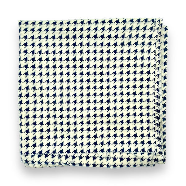 Navy + Cream Houndstooth Fabric - 2 1/4 yds x 44"